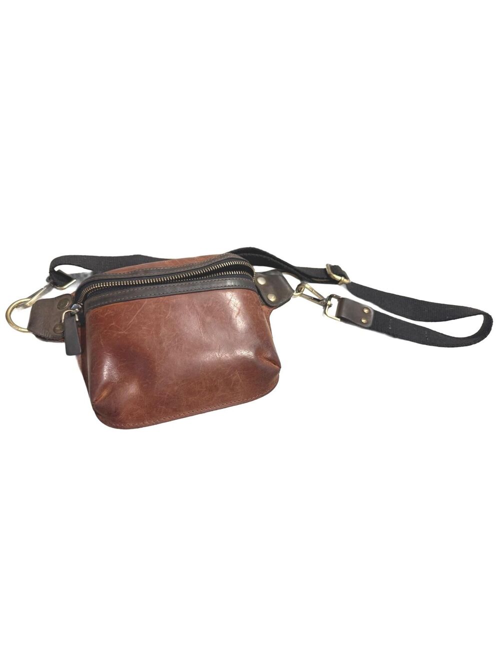 Women's Shoulder Vintage Leather Belly Crossbody Bag - Cognac